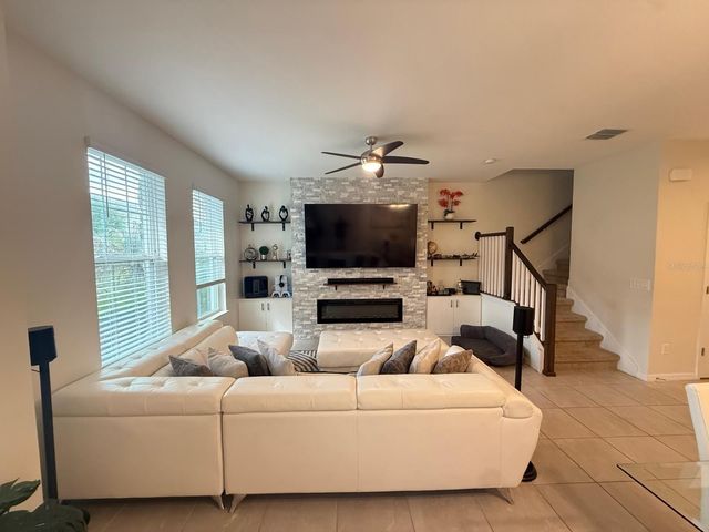 8866 HERENCIA ALY, Windermere, FL 34786