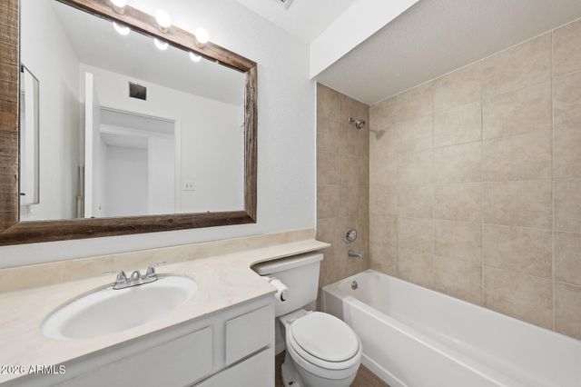 1624 W PERALTA Avenue, Mesa, AZ 85202