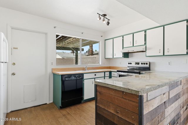 1624 W PERALTA Avenue, Mesa, AZ 85202