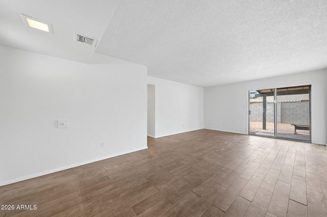 1624 W PERALTA Avenue, Mesa, AZ 85202