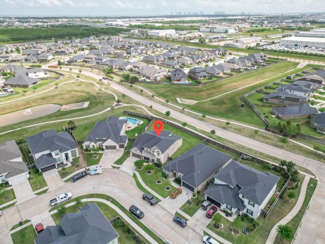 720 Corbin Crest Trail, La Porte, TX 77571