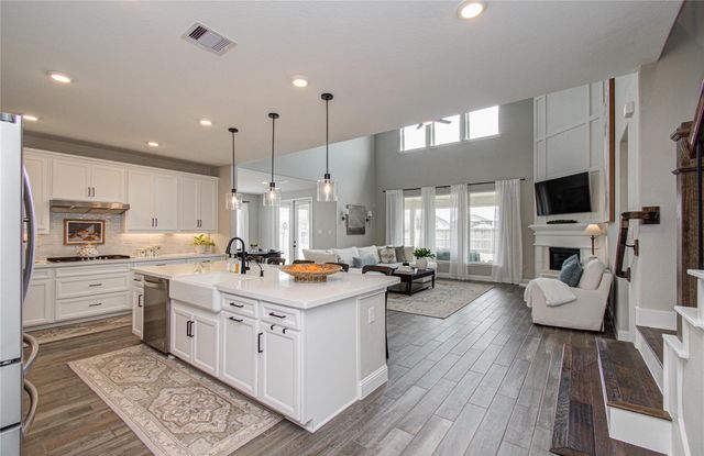 720 Corbin Crest Trail, La Porte, TX 77571