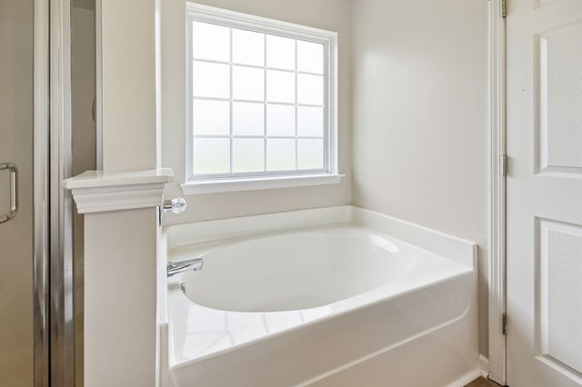 4008 Kristen St, Spring Hill, TN 37174