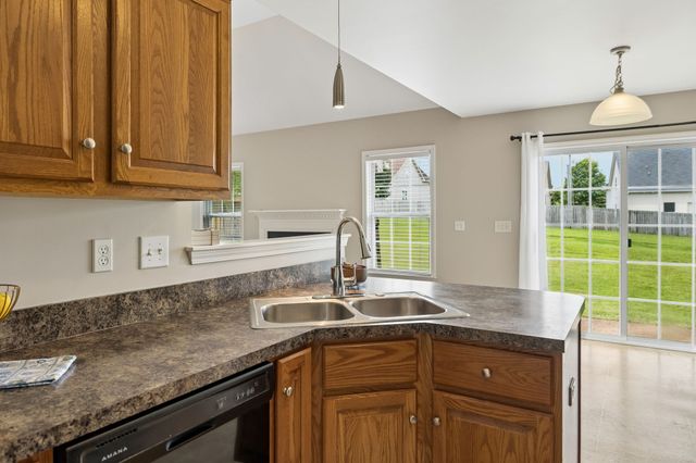 4008 Kristen St, Spring Hill, TN 37174