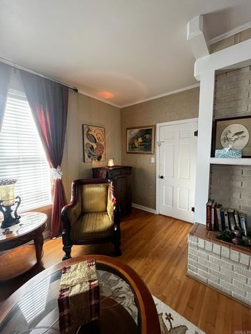 1201 S Reine Street, Mena, AR 71953