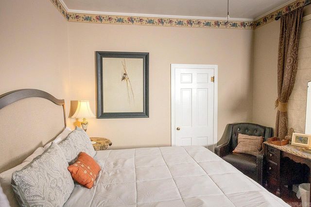 1201 S Reine Street, Mena, AR 71953