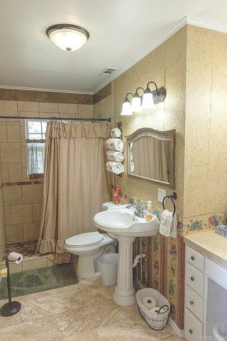 1201 S Reine Street, Mena, AR 71953