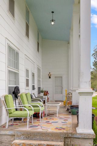 1201 S Reine Street, Mena, AR 71953