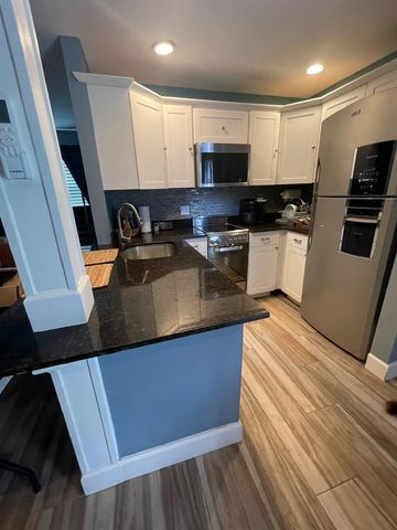 14708 Stirrup Lane, Wellington, FL 33414