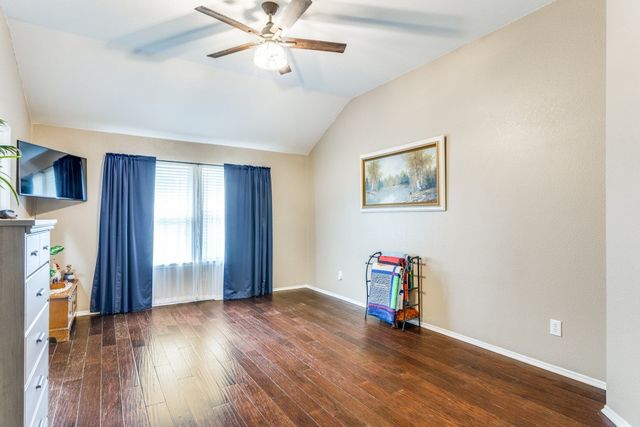 10534 Highland Ridge Road, Fort Worth, TX 76108