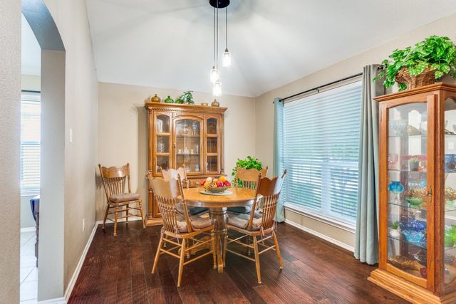 10534 Highland Ridge Road, Fort Worth, TX 76108