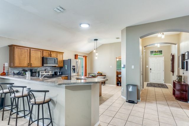 10534 Highland Ridge Road, Fort Worth, TX 76108