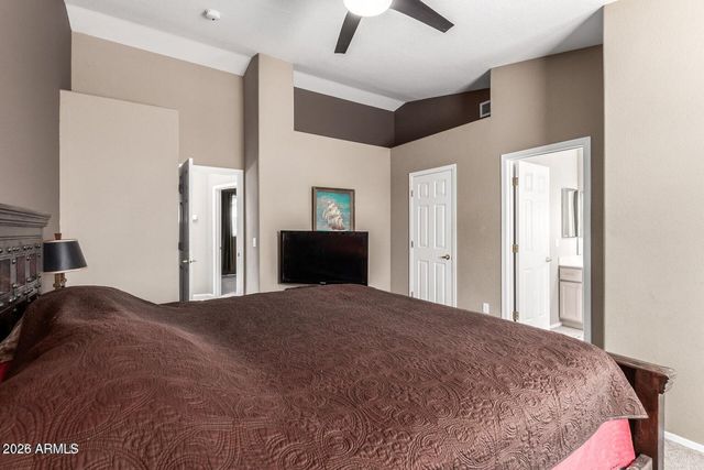 4805 E KACHINA Trail 8, Phoenix, AZ 85044