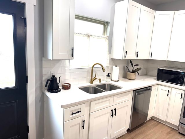 5613 Victoria Ct., Jacksonville, AR 72076