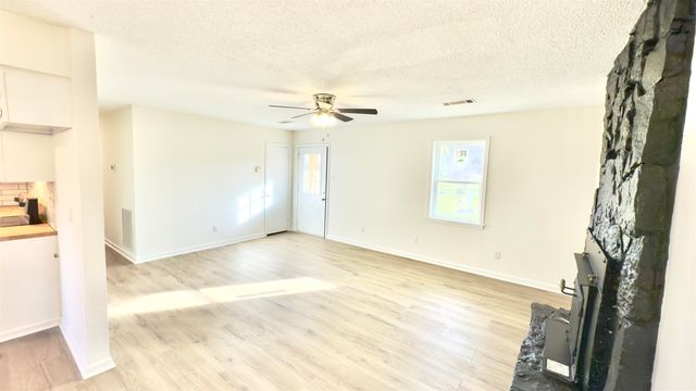 9000 JACK BOND RD, Arlington, TN 38002