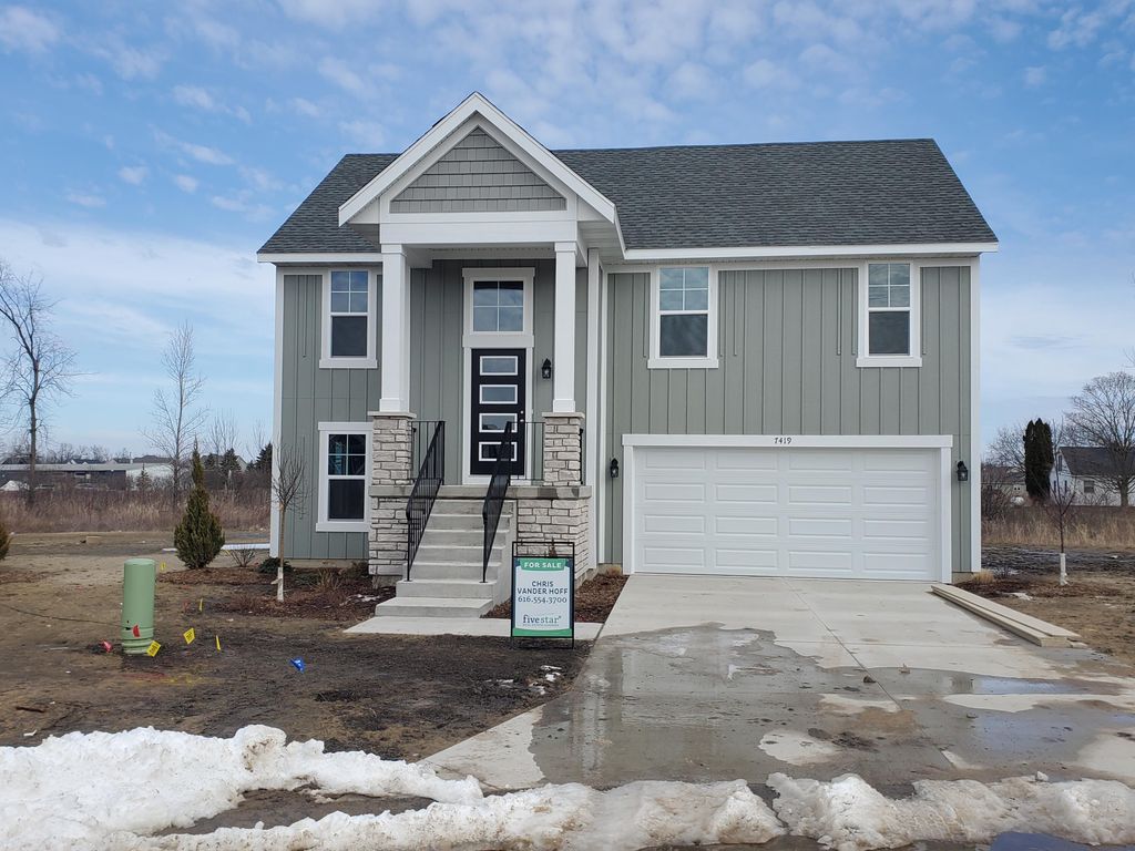 7419 Traditional Court Se, Caledonia Twp, MI 49316