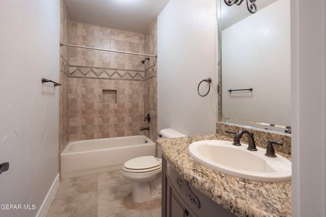1255 FRANKLIN RAVEN Place, El Paso, TX 79912