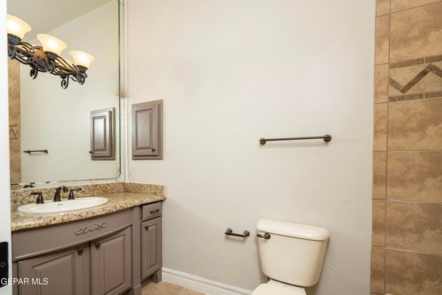 1255 FRANKLIN RAVEN Place, El Paso, TX 79912