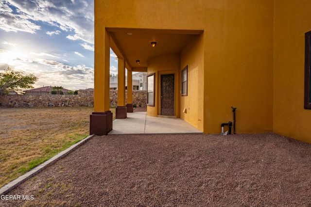 1255 FRANKLIN RAVEN Place, El Paso, TX 79912