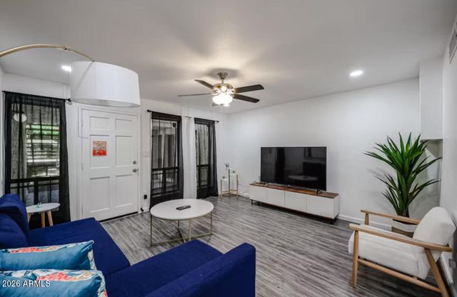 3002 N 70th Street 135, Scottsdale, AZ 85251