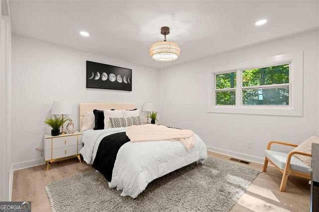 344 Woodstock Drive SW, Atlanta, GA 30331