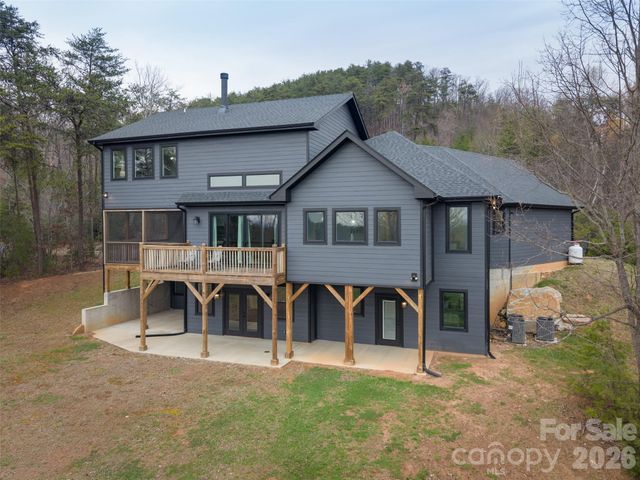 345 Preservation Trail, Columbus, NC 28722