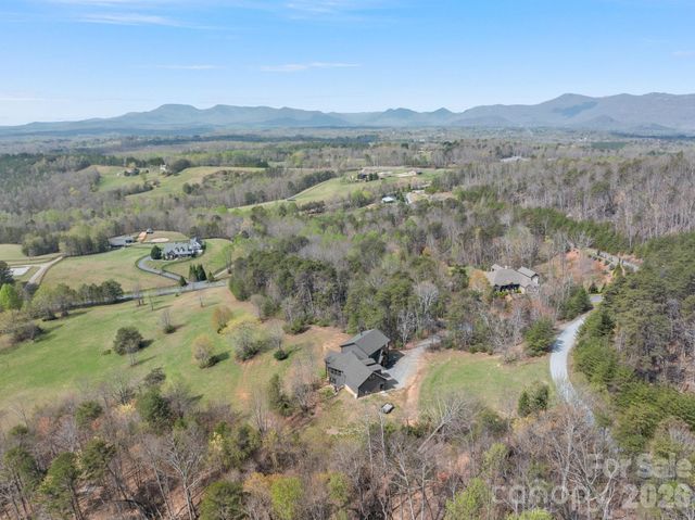 345 Preservation Trail, Columbus, NC 28722