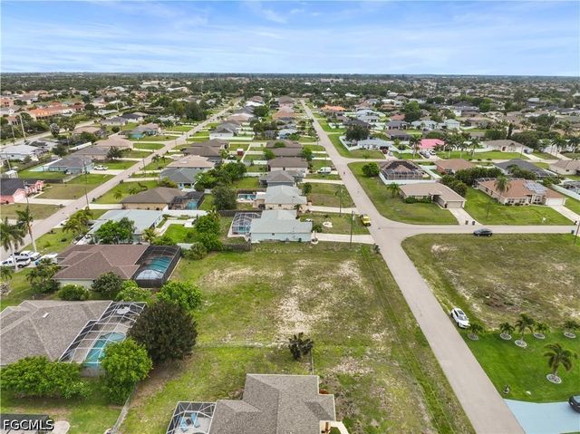 2236 SW 19th AVE, Cape Coral, FL 33991