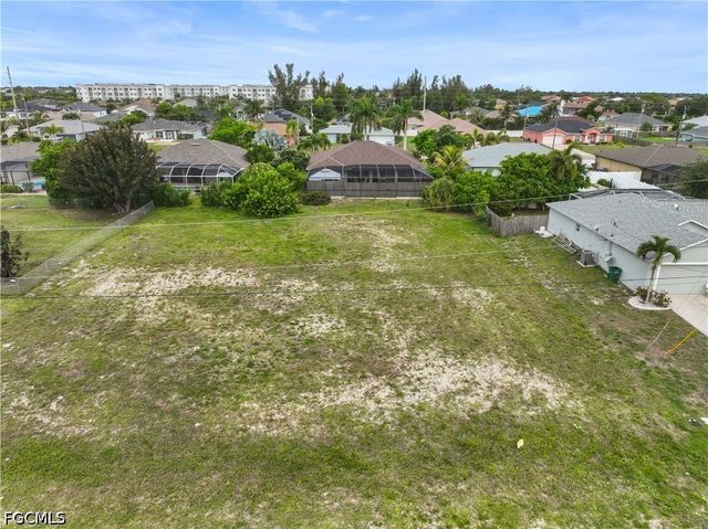 2236 SW 19th AVE, Cape Coral, FL 33991