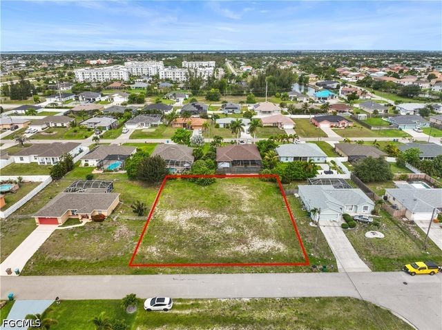 2236 SW 19th AVE, Cape Coral, FL 33991