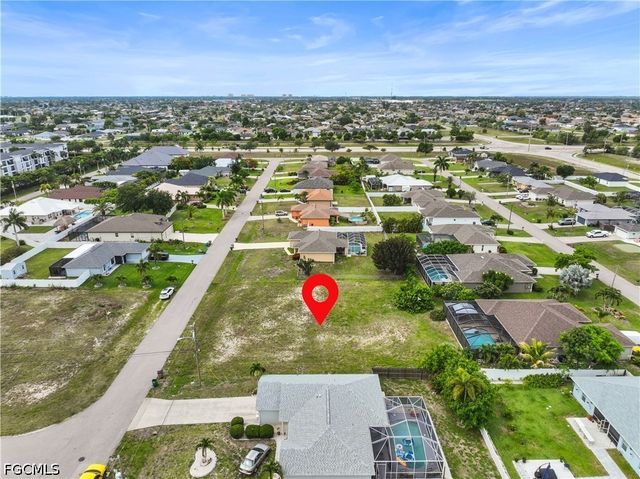2236 SW 19th AVE, Cape Coral, FL 33991