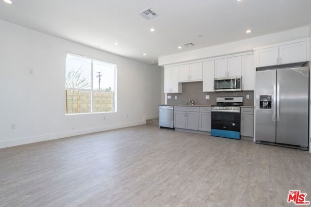 12647 Bradley Avenue, Sylmar (los Angeles), CA 91342