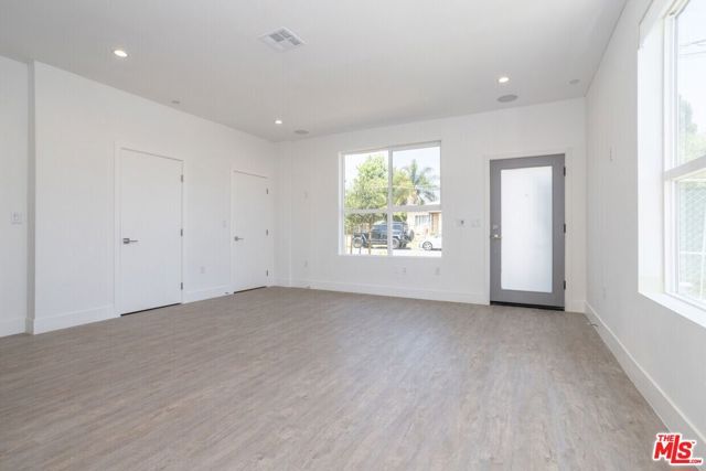 12647 Bradley Avenue, Sylmar (los Angeles), CA 91342