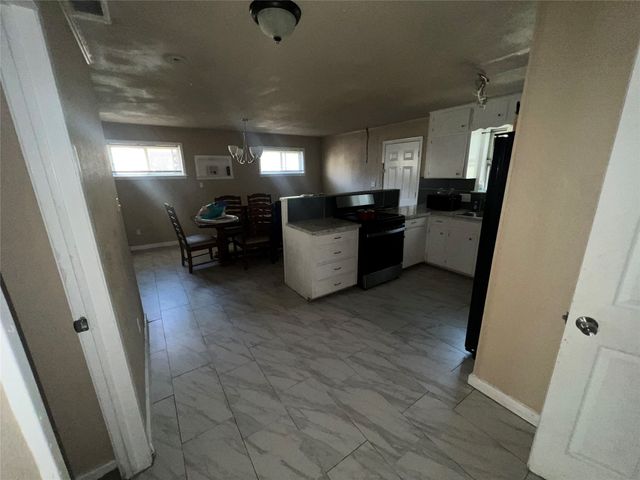 9104 Farmer Road, White Settlement, TX 76108