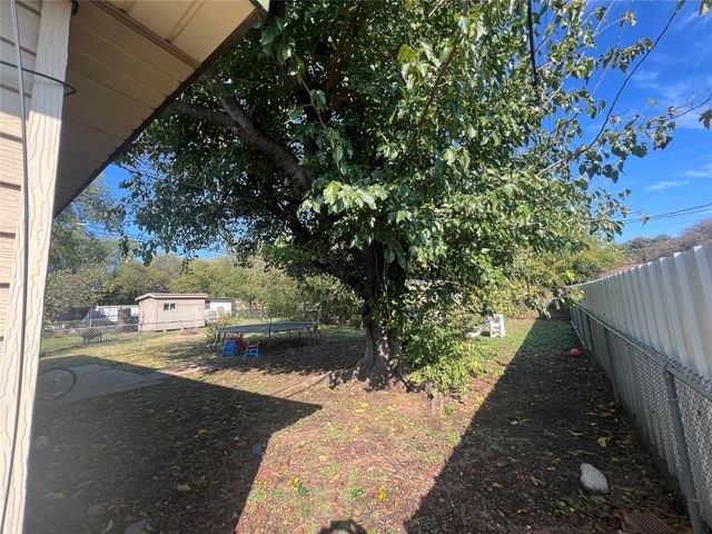 9104 Farmer Road, White Settlement, TX 76108