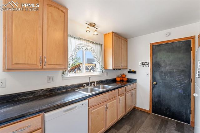 3184 Dublin Boulevard, Colorado Springs, CO 80918