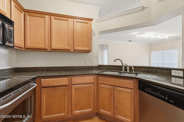 10961 BURNT MILL Road 614, Jacksonville, FL 32256
