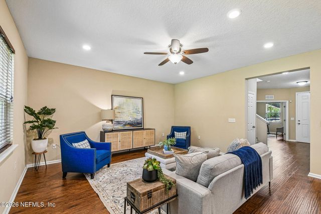 7587 FANNING Drive, Jacksonville, FL 32244