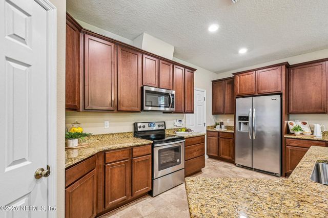 7587 FANNING Drive, Jacksonville, FL 32244