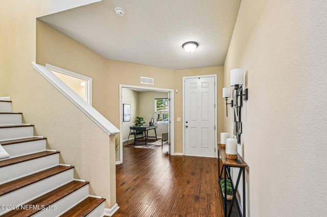 7587 FANNING Drive, Jacksonville, FL 32244