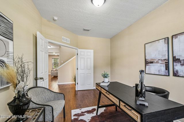 7587 FANNING Drive, Jacksonville, FL 32244