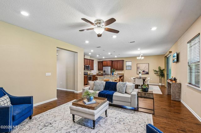 7587 FANNING Drive, Jacksonville, FL 32244