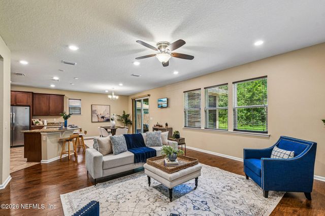 7587 FANNING Drive, Jacksonville, FL 32244