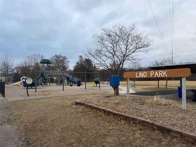 939 Lois Lane, Circle Pines, MN 55014