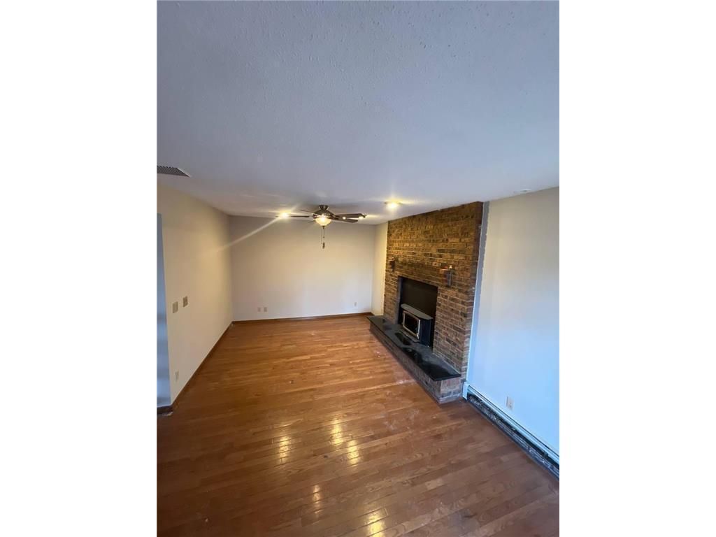 939 Lois Lane, Circle Pines, MN 55014 — photo 4