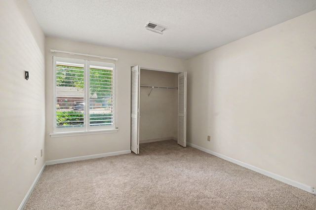 104 Hickory Dr., Conway, SC 29526
