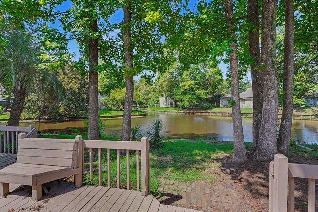 104 Hickory Dr., Conway, SC 29526