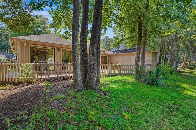 104 Hickory Dr., Conway, SC 29526