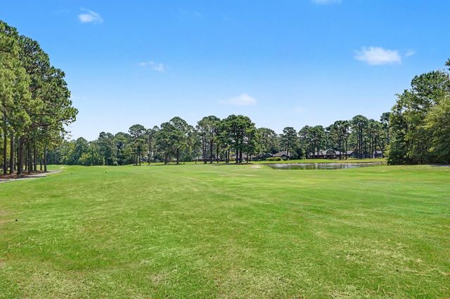 104 Hickory Dr., Conway, SC 29526