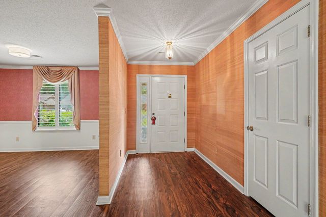 104 Hickory Dr., Conway, SC 29526